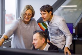 Beispielbild Portraitfotograf für Teamfotos und Businessfotos - HERBST Datentechnik